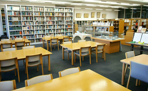工2号館図書室
