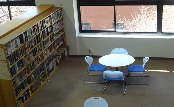 化学図書室