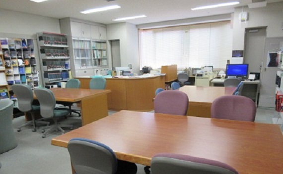 天文学図書室